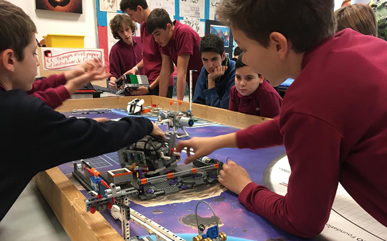 190123-premicrofirstlegoleague-web